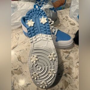 Nike Blue Shoe . New Jordan golf shoes . Mens